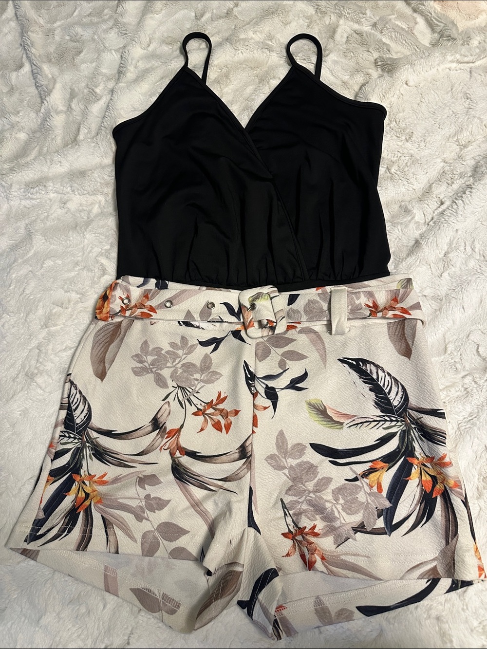 SHEIN Black set shorts  with Floral Print Shorts